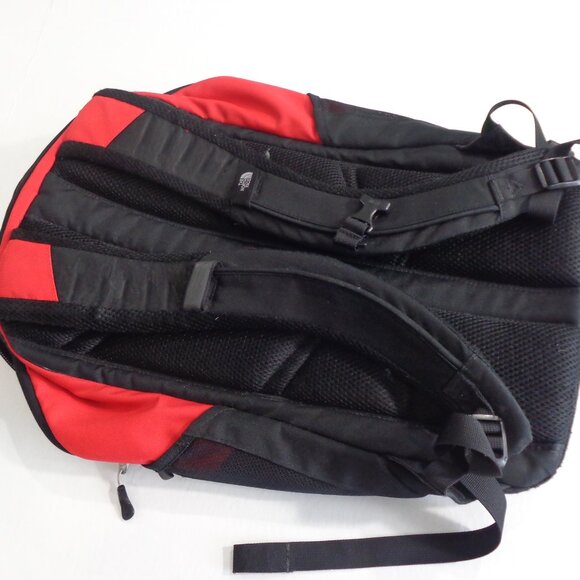 The North Face Pivoter Backpack Red Black FlexVent Laptop School Book Bag - Picture 3 of 7